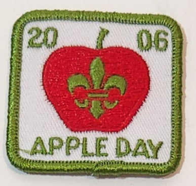 Scouts Canada Apple Day 2006 Fabric Patch Badge