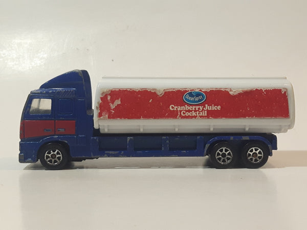 1999 Hot Wheels Haulers Ocean Spray Cranberry Juice Cocktail Tanker Truck Blue and White Die Cast Toy Car Vehicle