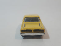 2014 Hot Wheels HW Workshop: Muscle Mania 1974 Brazilian Dodge Charger R/T Yellow Die Cast Toy Car Vehicle