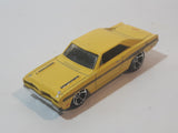 2014 Hot Wheels HW Workshop: Muscle Mania 1974 Brazilian Dodge Charger R/T Yellow Die Cast Toy Car Vehicle