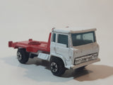 Vintage Yatming Semi Delivery Truck White with Red Deck Die Cast Toy Car Vehicle