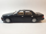 Yatming Road Tough No. 92038 1989 Lexus LS 400 1/18 Scale Black Die Cast Toy Car Vehicle