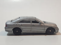 Motor Max No. 6066 Mercedes-Benz C Class Silver Grey Die Cast Toy Luxury Car Vehicle