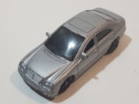 Motor Max No. 6066 Mercedes-Benz C Class Silver Grey Die Cast Toy Luxury Car Vehicle