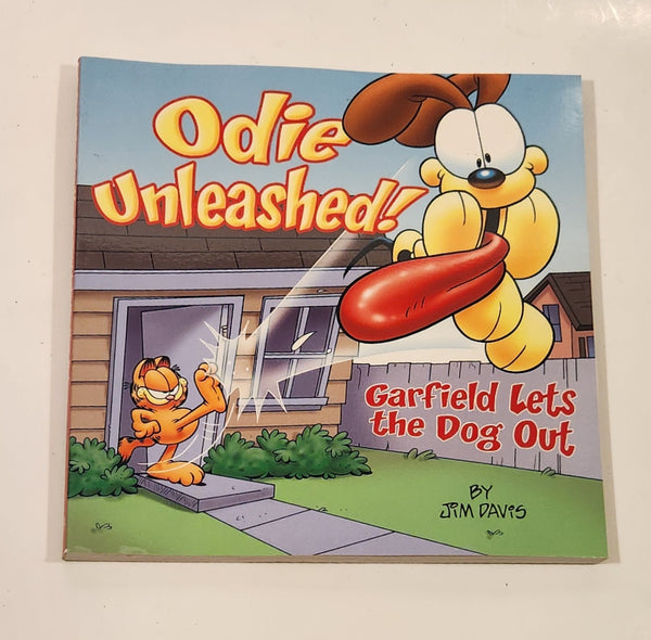 2005 Ballantine Books Paws Garfield Odie Unleashed! Book By Jim Davis