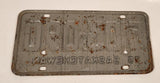 Vintage 1975 Saskatchewan Farm Vehicle Red Lettering White Vehicle License Plate Metal Tag 103 090