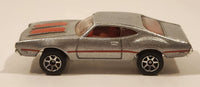 1995 Hot Wheels '60's Muscle Cars Olds 442 W-30 Silver Die Cast Toy Car Vehicle