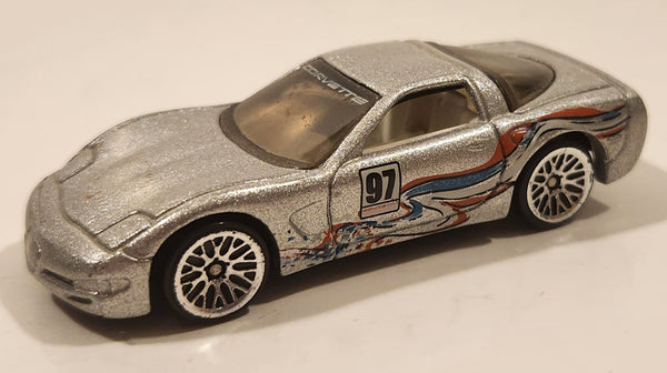 2001 Hot Wheels '97 Corvette Silver Die Cast Toy Car Vehicle