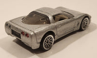 2001 Hot Wheels '97 Corvette Silver Die Cast Toy Car Vehicle