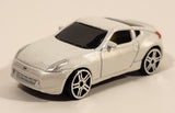 Maisto 2009 Nissan 370Z Pearl White Die Cast Toy Car Vehicle