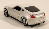 Maisto 2009 Nissan 370Z Pearl White Die Cast Toy Car Vehicle