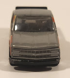 1998 Hot Wheels Mainline Figure 8 Racers 1996 Chevy 1500 Truck Grey Die Cast Toy Car Vehicle