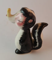 Vintage Skunk with Clothespin on its Nose Salt OR Pepper Shaker - Single - Treasure Valley Antiques & Collectibles