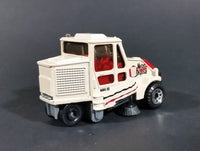 1999 Matchbox 'Metro Disposal' City Street Cleaner 8080-2B Road Sweeper Maintenance Die Cast Toy Vehicle - Treasure Valley Antiques & Collectibles