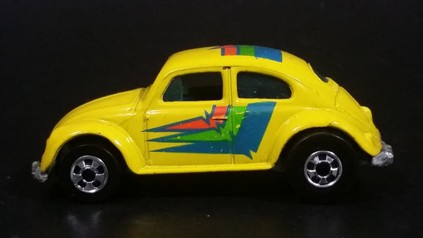 1991 Hot Wheels Park 'n Plates 1953-57 Volkswagen VW Bug Yellow Die Cast Toy Car Vehicle