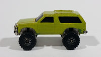 1983 Hot Wheels Mini Racers Chevy Blazer 4 x 4 Green Yellow Die Cast Toy Car Vehicle - Treasure Valley Antiques & Collectibles