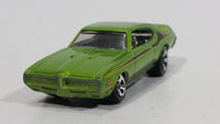 2013 Hot Wheels Muscle Mania '69 Pontiac GTO Lime Green Die Cast Toy Car Vehicle