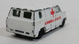 Vintage 1981 Yatming No. 1501 Ambulance Medics Van White Die Cast Toy Car Emergency Rescue Vehicle Universal Studios