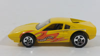 2000 Hot Wheels Tornado Twister Racebait 308 Ferrari Yellow Die Cast Toy Car Vehicle