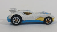 2012 Hot Wheels Creature Cars Howlin' Heat White Blue Die Cast Toy Car Vehicle