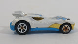 2012 Hot Wheels Creature Cars Howlin' Heat White Blue Die Cast Toy Car Vehicle