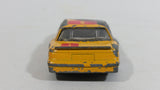 Vintage Zee Toys Dyna Wheels Ford Thundebird Stock Car #9 Mode D101 Black and Yellow Die Cast Toy Race Car Vehicle