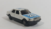 Yatming No. 820 Mercedes Benz 380SEL Super Runner #20 White Blue Die Cast Toy Car Vehicle