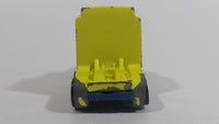 1999 Hot Wheels Race Team Crew '76 Big Rig Semi Tractor Truck Yellow Die Cast Toy Car Vehicle