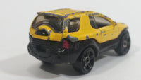 2001 Hot Wheels Isuzu VehiCross Yellow Die Cast Toy Car SUV Vehicle