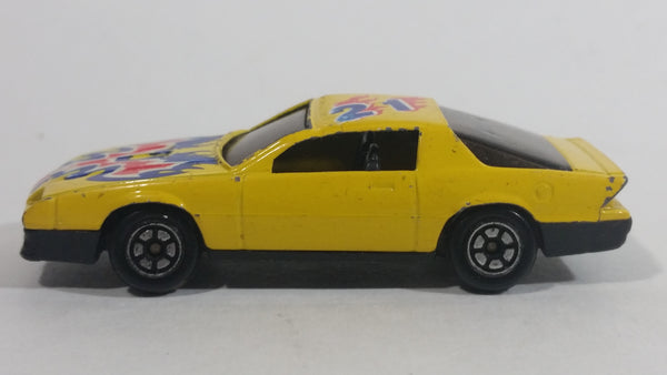 Yatming Chevrolet Camaro Z-28 #21 Yellow No. 801 Die Cast Toy Car Vehicle