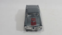 2009 Hot Wheels Larry's Garage '67 Pontiac GTO Metalflake Silver & Maroon Die Cast Toy Muscle Car Vehicle