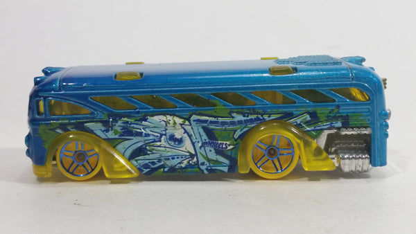 2013 Hot Wheels HW City Graffiti Rides Surfin' School Bus Yellow Die Cast Toy Car Vehicle