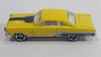 2010 Hot Wheels Muscle Mania '66 Ford Fairlane GT Yellow Die Cast Toy Muscle Car Vehicle