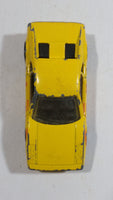 2000 Hot Wheels Tornado Twister Racebait 308 Ferrari Yellow Die Cast Toy Car Vehicle