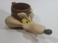 1992 Warner Bros. Looney Tunes Wile E. Coyote Plastic Coffee Cup Mug Cartoon Collectible