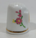 Les Îles de la Madeleine Quebec Porcelain Gold Trimmed White Thimble Souvenir Travel Collectible