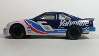 1995 Racing Champions Ford Thunderbird Cummins Nascar #6 Valvoline Mark Martin White Blue Toy Race Car Vehicle 1:24 Scale