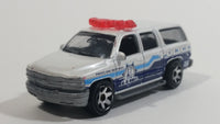 2012 Matchbox 2000 Chevrolet Suburban Police Dog K-9 Unit Pearl White Die Cast Toy Cop Car Emergency Vehicle - with lights