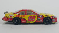 2007 Action Racing Chevrolet Monte Carlo SS #29 Kevin Harvick Shell Pennzoil Yellow Die Cast Toy NASCAR Race Car Vehicle