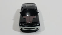 2010 Maisto Top Dog Collectibles NHL Ice Hockey 2008 Dodge Challenger Black Die Cast Toy Car Vehicle