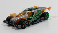 2006 Hot Wheels Crazy Crocs Buzz Off Silver Grey Die Cast Toy Car Vehicle Green 5 DOT