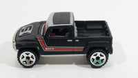 2005 Hot Wheels Hummer H3T Truck Flat Black Die Cast Toy Car Vehicle