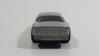 2000 Hot Wheels Mad Maniax Camaro Z28 Silver Die Cast Toy Muscle Car Vehicle