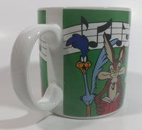 1997 Applause Warner Bros. Looney Tunes Characters Carollers Christmas Themed Cartoon Ceramic Coffee Mug Television Collectible