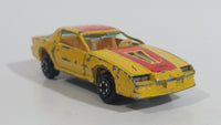 Vintage Yatming No. 1086 1983 Chevy Camaro Z28 Yellow Die Cast Toy Car Vehicle