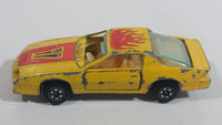 Vintage Yatming No. 1086 1983 Chevy Camaro Z28 Yellow Die Cast Toy Car Vehicle