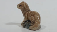 Red Rose Tea Otter Wade England Figurine