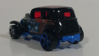 2006 Hot Wheels Highway Horror '32 Ford Vicky Metalflake Black Die Cast Toy Car Hot Rod Vehicle