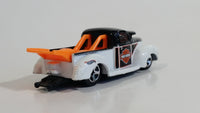 2001 Hot Wheels Harley Davidson Motor Cycles '40 Ford Truck White Black Die Cast Toy Car Vehicle