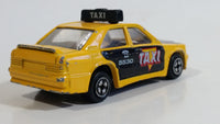 Corgi Auto City No. 93177 Taxi Cab Yellow 5530 Die Cast Toy Car Vehicle